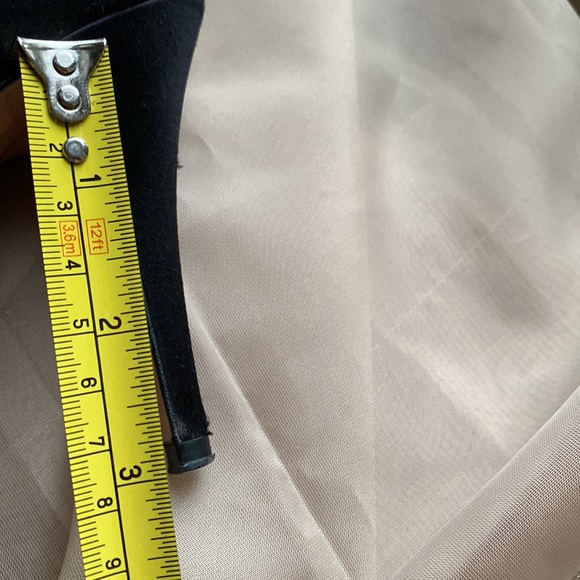 ESCADA pump with sequins - Picture 7 of 8